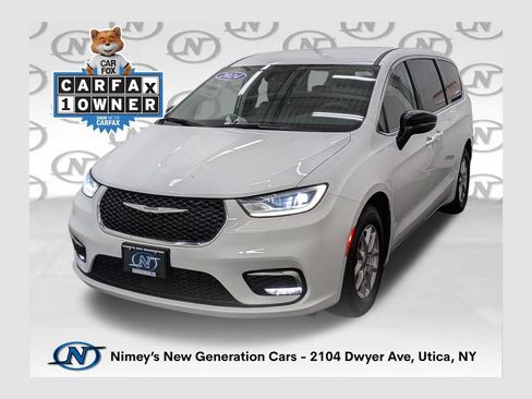 Used 2024 Chrysler Pacifica Touring-L FWD image 1
