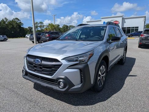 Certified 2024 Subaru Outback Premium AWD/4WD image 8
