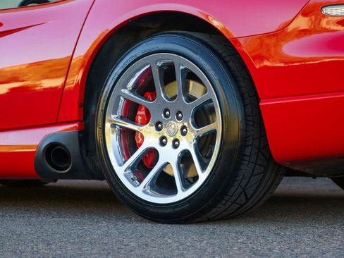 Used 2004 Dodge Viper SRT-10 RWD image 58