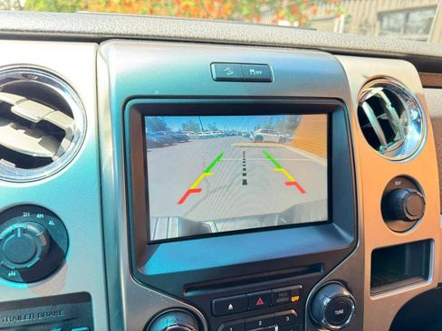 Used 2014 Ford F150 FX4 w/ Equipment Group 402A Luxury AWD/4WD image 18