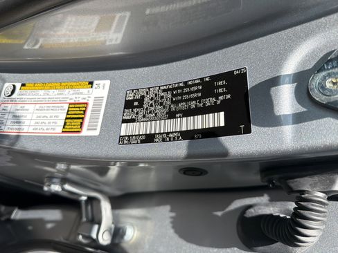 Certified 2025 Toyota Grand Highlander FWD image 25