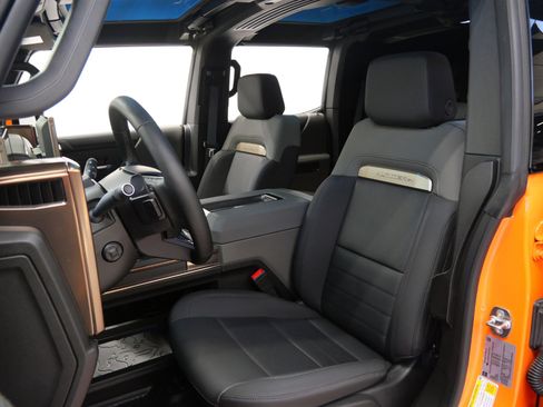 Used 2024 GMC Hummer EV 3X image 25