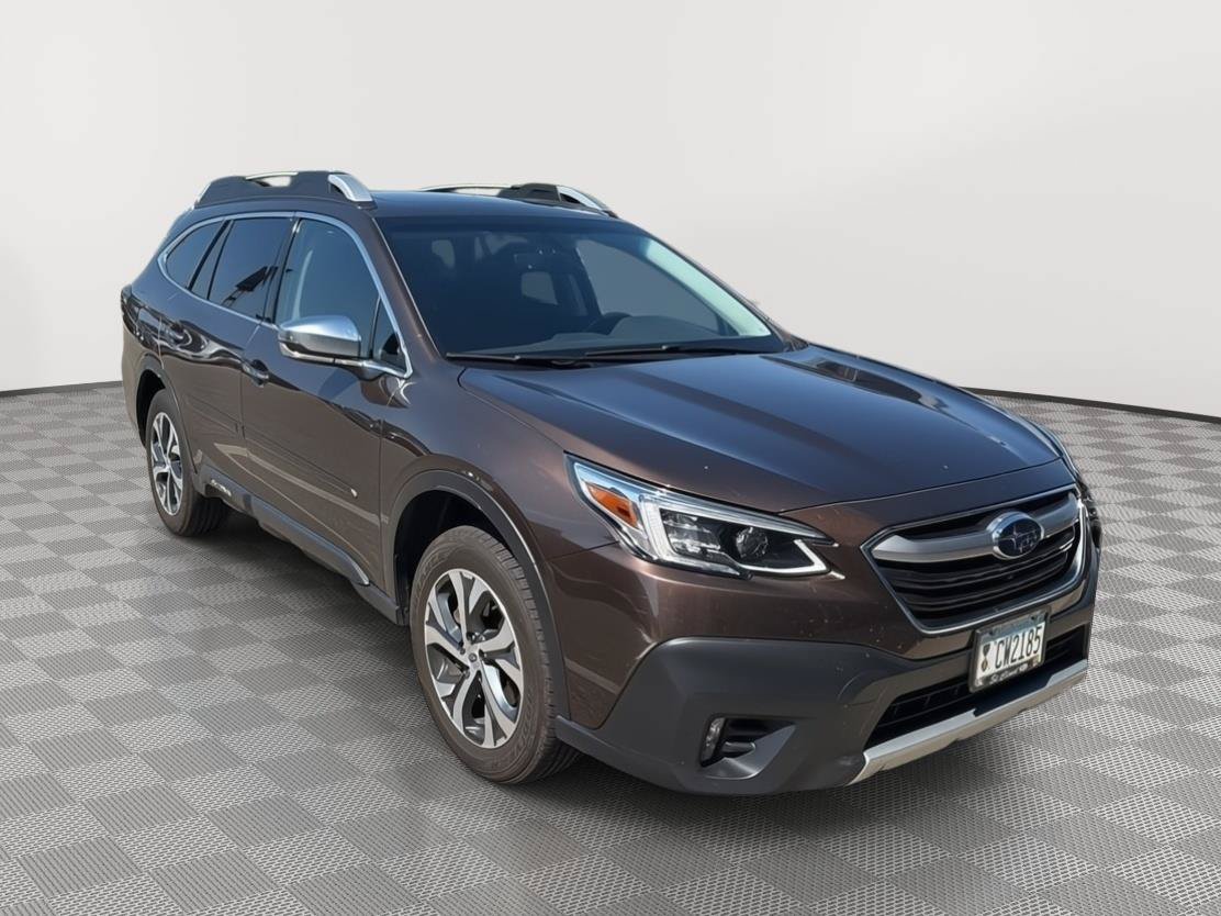 Used 2022 Subaru Outback Touring AWD/4WD image 2