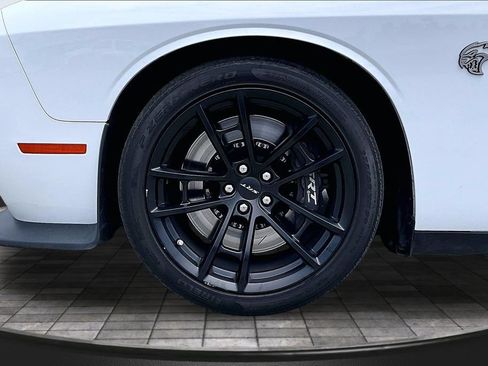 Used 2023 Dodge Challenger SRT Hellcat RWD image 31