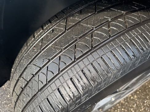 Used 2023 Hyundai Santa Fe Calligraphy image 12