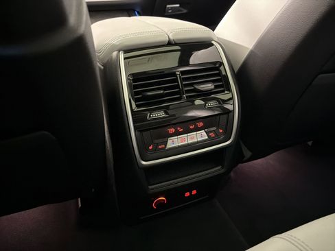 Certified 2025 BMW X5 M60i AWD/4WD image 30