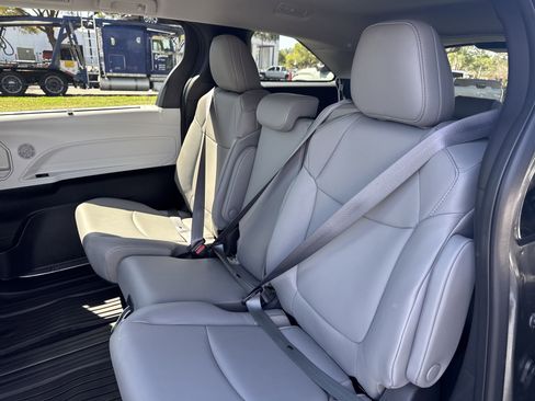 New 2025 Toyota Sienna XLE image 25