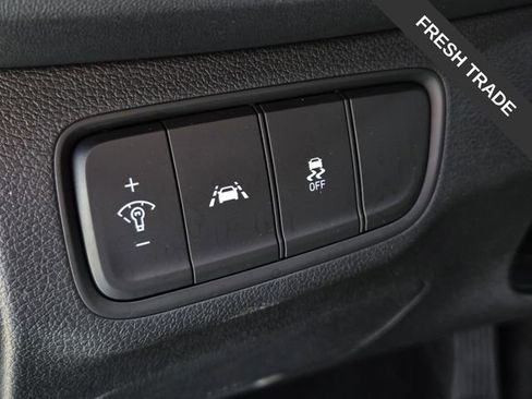 Used 2020 Hyundai Santa Fe SE FWD image 19