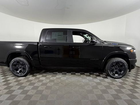 New 2026 RAM 1500 4x4 Crew Cab image 8