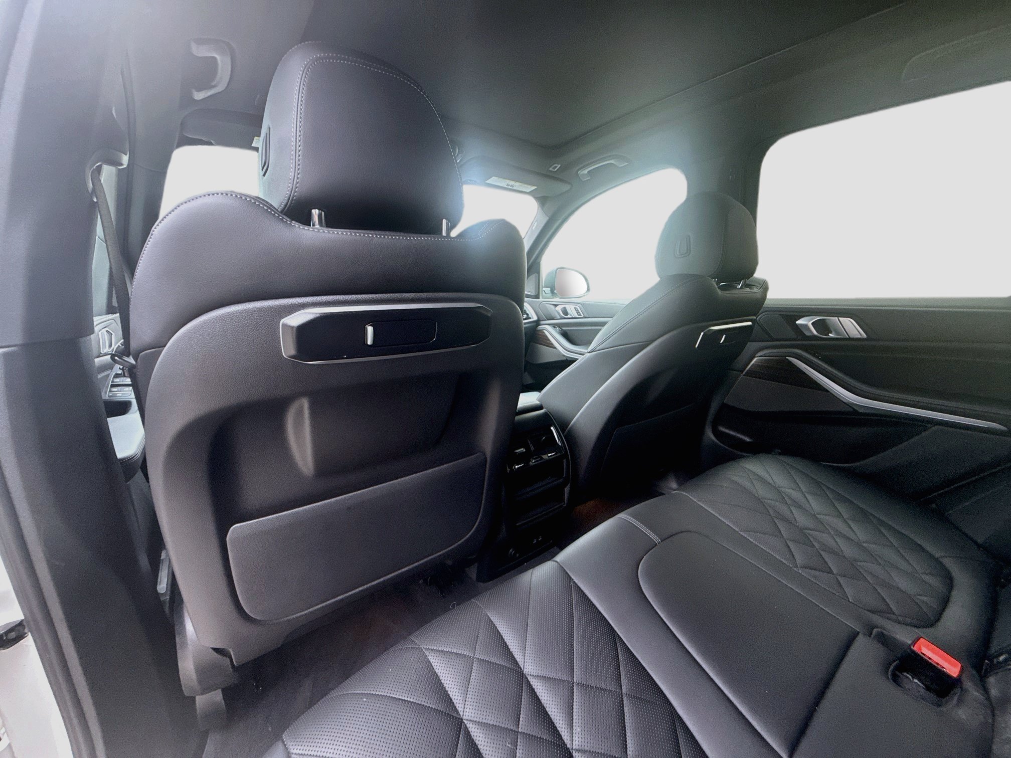 Used 2024 BMW X5 sDrive40i w/ Premium Package RWD image 25