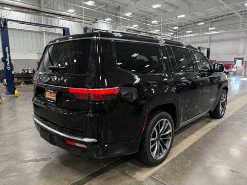 New 2025 Jeep Wagoneer Series III w/ Premium Group I image 3