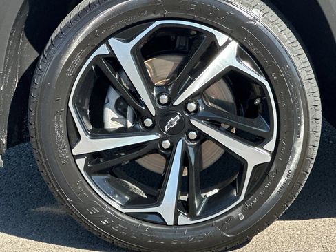 Used 2023 Chevrolet TrailBlazer RS AWD/4WD image 30