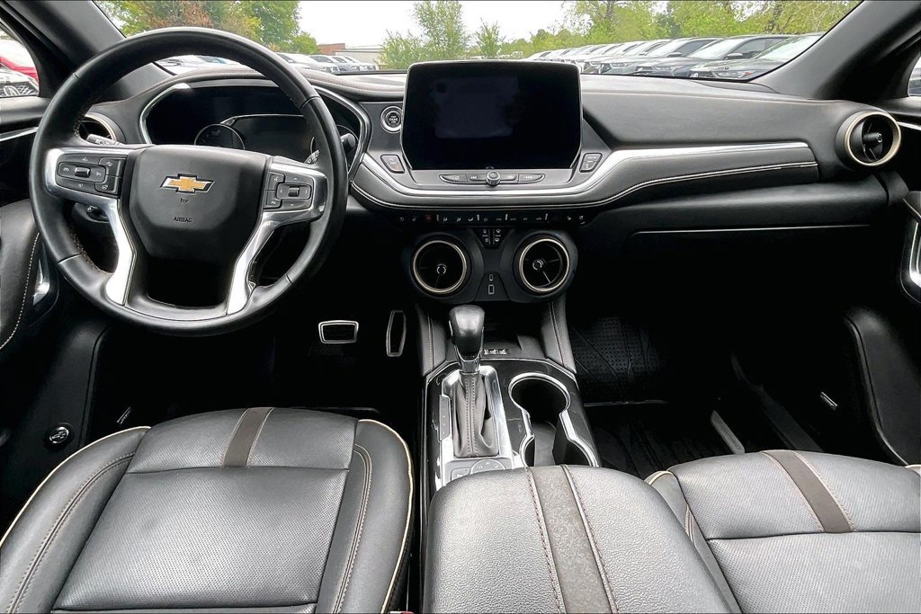 Used 2023 Chevrolet Blazer Premier w/ Driver Confidence II Package AWD/4WD image 18
