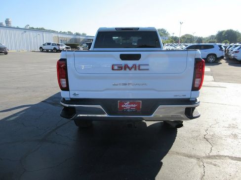 Used 2022 GMC Sierra 2500 SLE w/ SLE Value Package; AWD/4WD image 7