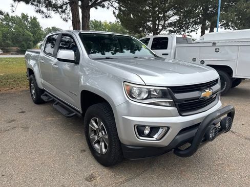 Used 2016 Chevrolet Colorado Z71 AWD/4WD image 4