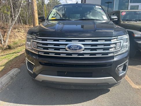 Used 2020 Ford Expedition Max Limited image 2