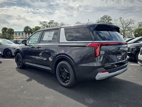 New 2026 Kia Carnival image 6
