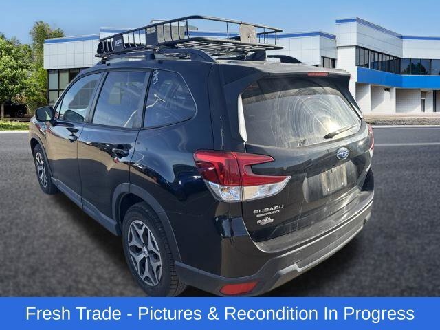 Used 2019 Subaru Forester Premium AWD/4WD image 3
