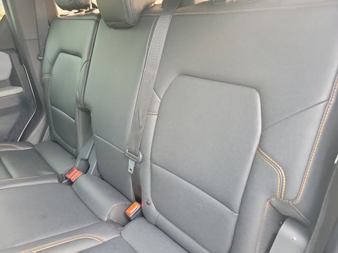 Used 2021 Ford Bronco Badlands image 9