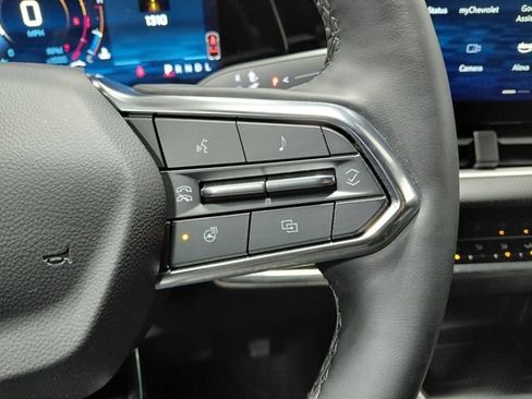 Used 2025 Chevrolet Equinox LT image 31