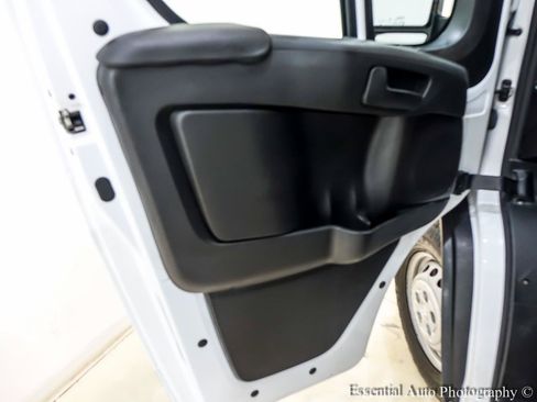 Used 2023 RAM ProMaster 2500 FWD image 15