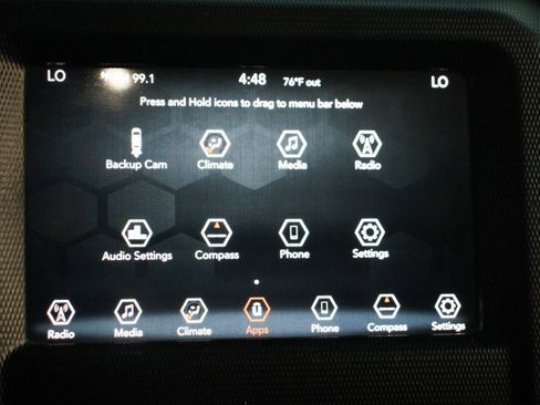 Used 2020 Jeep Wrangler Unlimited Sahara image 27