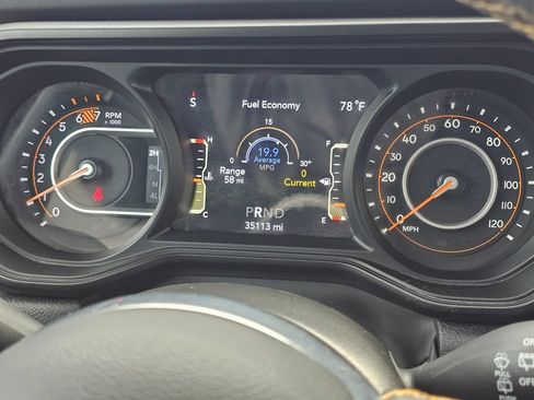 Used 2024 Jeep Wrangler Unlimited Sahara AWD/4WD image 34