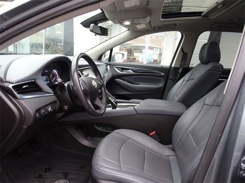 Used 2018 Buick Enclave Premium w/ Trailering Package image 11