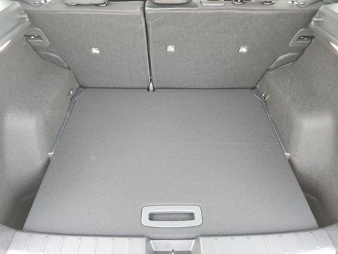 Used 2026 Nissan Kicks SV w/ Charging Package image 25