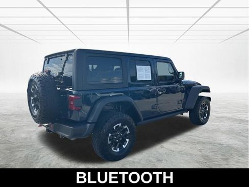 Used 2025 Jeep Wrangler Unlimited Rubicon AWD/4WD image 5