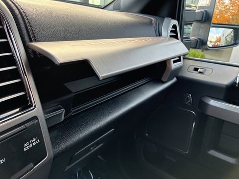 Used 2020 Ford F450 Platinum w/ FX4 Off-Road Package image 31