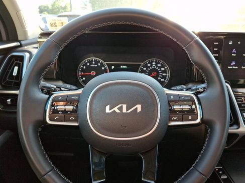 Used 2023 Kia Sorento X-Line EX AWD/4WD image 22