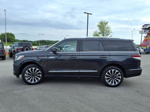 Used 2024 Lincoln Navigator Reserve image 6