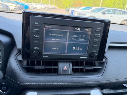 Used 2020 Toyota RAV4 XLE FWD image 20
