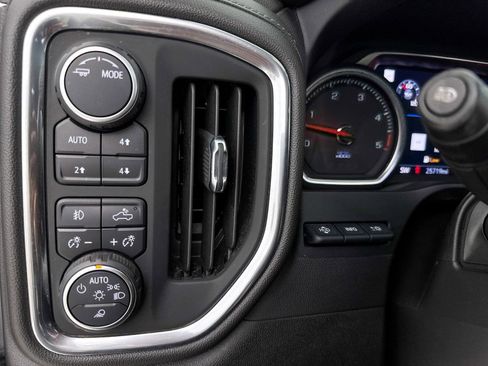 Used 2022 Chevrolet Silverado 2500 High Country w/ Z71 Off-Road Package image 44