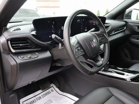 Certified 2025 Buick Envista Sport Touring FWD image 21