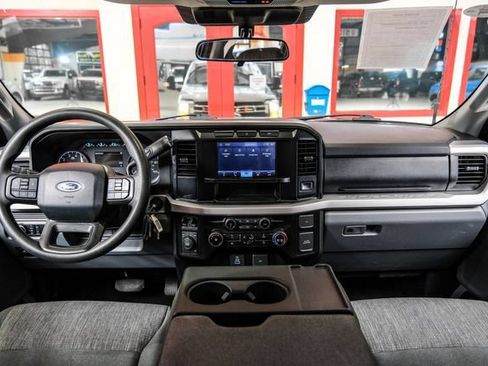 Used 2024 Ford F250 XLT AWD/4WD image 14