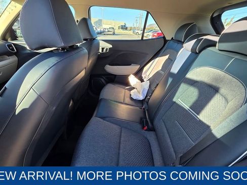 Used 2021 Hyundai Venue image 13