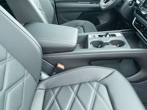 New 2026 Volkswagen Atlas SE FWD image 45
