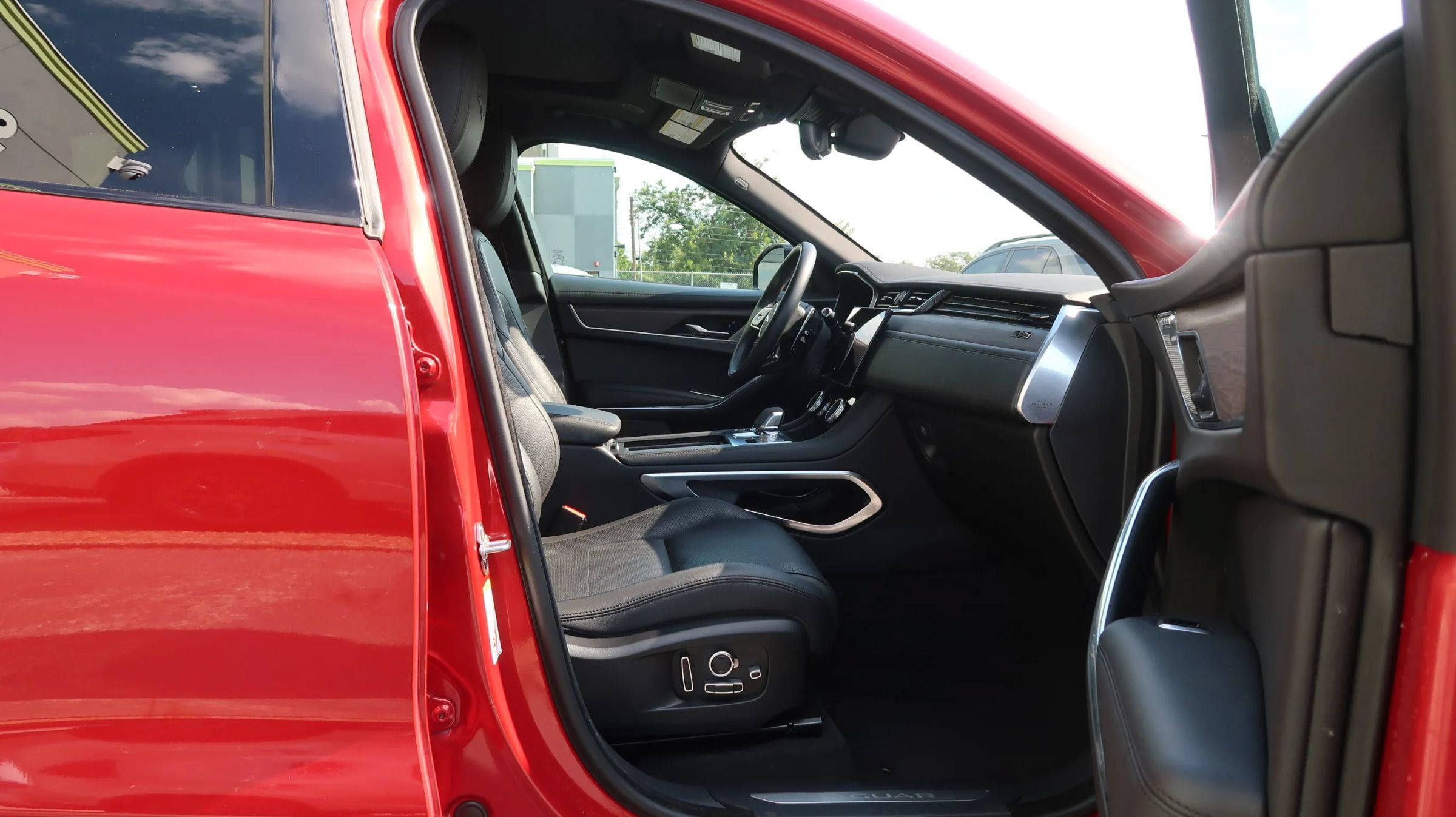 Used 2021 Jaguar F-PACE S AWD/4WD image 25