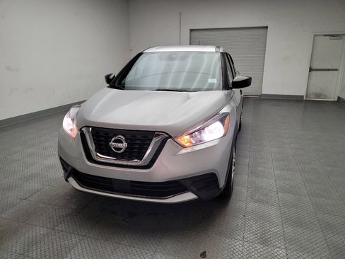 Used 2020 Nissan Kicks S FWD image 15
