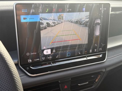 New 2026 Volkswagen Tiguan SE R-Line image 19