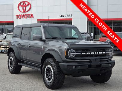 Used 2023 Ford Bronco Outer Banks w/ Sasquatch Package