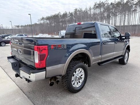 Used 2019 Ford F350 Lariat w/ Lariat Value Package image 5