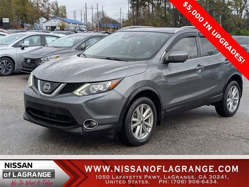 Used 2019 Nissan Rogue Sport SV w/ Technology Package image 1