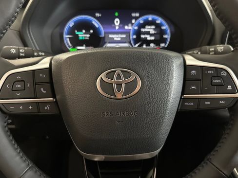 New 2026 Toyota Grand Highlander AWD Hybrid image 28