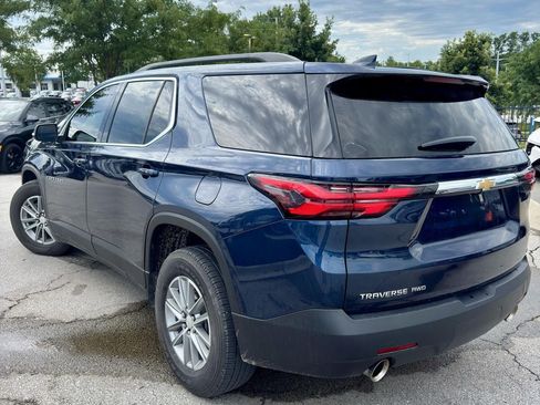 Used 2023 Chevrolet Traverse LT AWD/4WD image 3