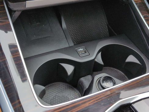 Used 2025 BMW X5 xDrive40i w/ M Sport Package image 34