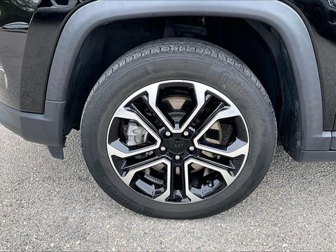 Used 2023 Jeep Compass Limited AWD/4WD image 13