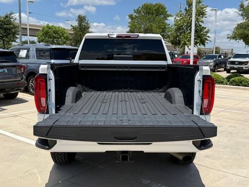 Used 2022 GMC Sierra 2500 AT4 w/ AT4 Preferred Package AWD/4WD image 28